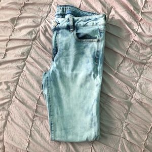American Eagle Acid Wash Super Stretch Jeggings